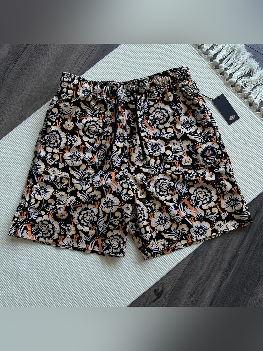 Dickies Roseburg Floral-Print Relaxed-Fit Shorts